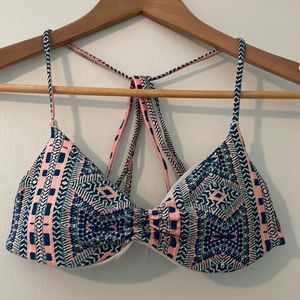 Billabong bikini top